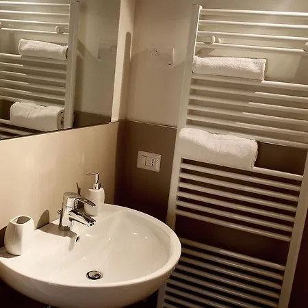 La Corte Di Anna Bed & Breakfast *