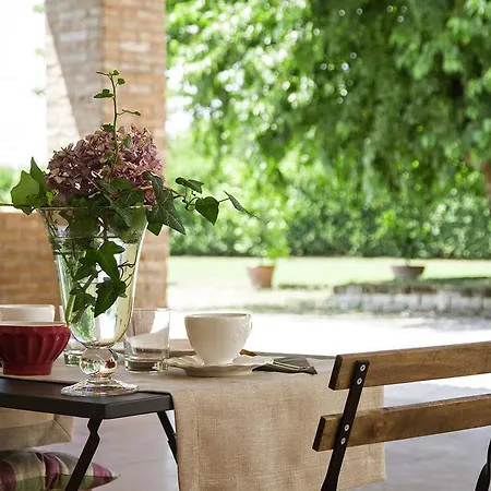 Bed & Breakfast La Corte Di Anna