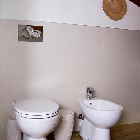 La Corte Di Anna *